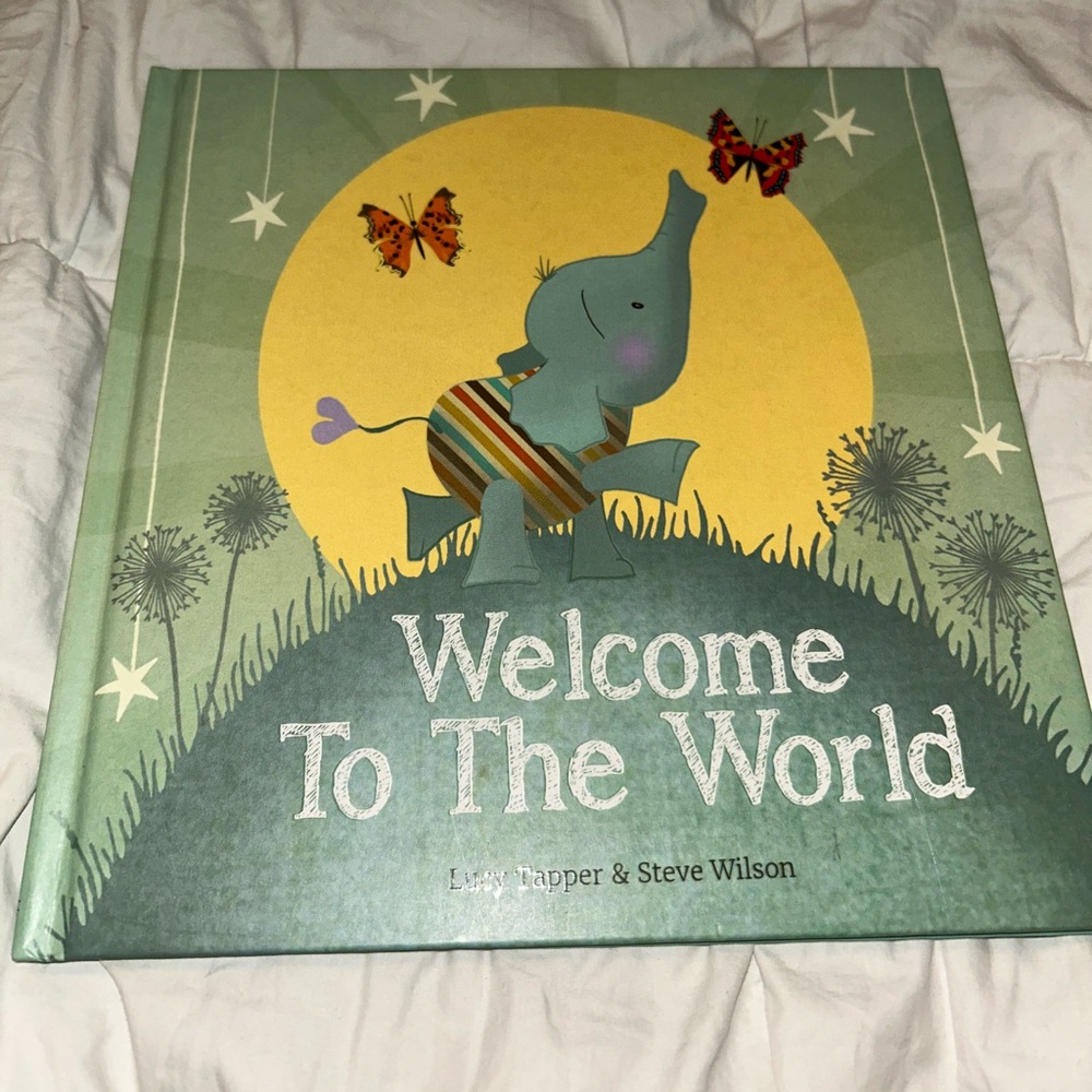 Welcome To The World, Hardcover, 2017